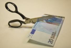spagna-tredicesima-salva-sotto-i-962-euro-al-mese.jpeg