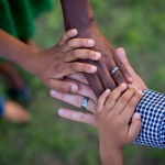 Assegno per famiglie numerose: gli stranieri con permesso di lavoro possono accedere al beneficio