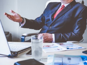 È legittimo il concorso pubblico con prove psico-attitudinali solo orali in contrasto con il bando di concorso, per la necessità di evitare il rischio della diffusione dell’epidemia da Coronavirus