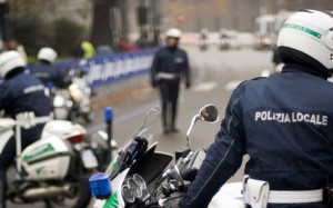 Il patteggiamento fa perdere la qualifica di agente di pubblica sicurezza